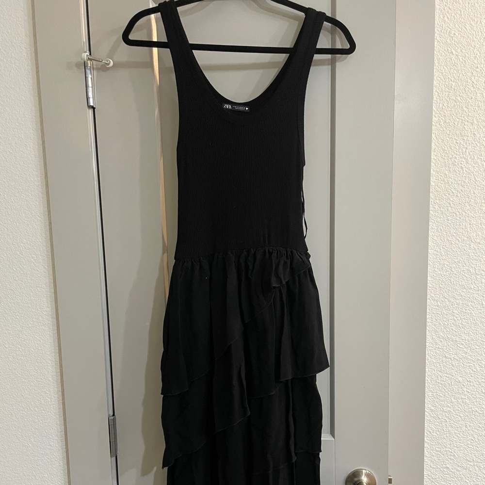 3/$25 Zara Asymmetrical black ruffle dress